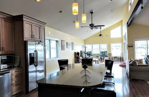 Penn Yan House | Stunning Lakefront Family Friendly getaway