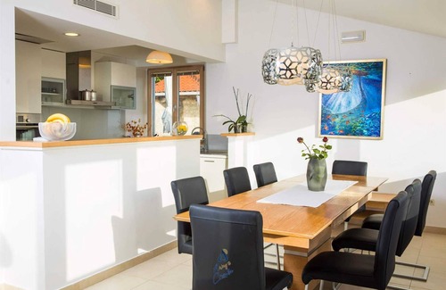 Mlini Villa | Stunning luxury 6-BR villa for 12+2, with heated pool, close to the sea
