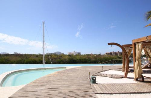 Marina Mazatlan Apartment | Stunning Marina Condo with Pool Gym and Restaurant