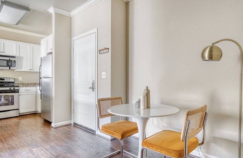 Milpitas Apartment | Stunning Milpitas 1BR w/W/D, Parking & Gym, near highways, by Blueground
