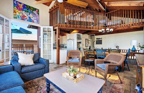 Mission Beach House | Stunning Mission Beach Home - Steps to the Sand!