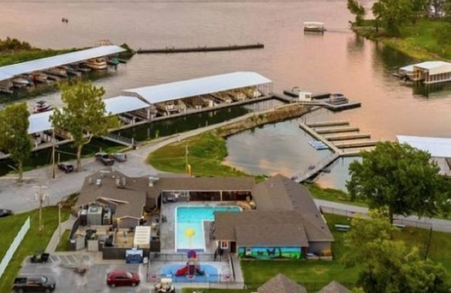 Afton House | Stunning modern lakefront home, boat slip, pool table, huge deck & more!