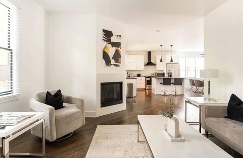 Edgewood House | Stunning Modern New Luxury Home in Atlanta