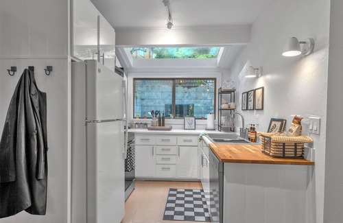 Mill Valley House | Stunning Neighborhood Home Walkable to Downtown Mill Valley