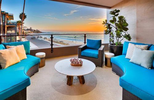 Beach Barber Tract Apartment | Stunning Oceanfront Getaway at Windansea Beach