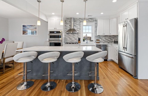 Point Pleasant Beach House | Stunning Point Pleasant Beach 6BR 5Bath Ocean Front Home - Heated Inground Pool