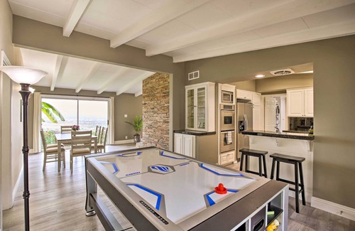 Rancho Palos Verdes House | Stunning Palos Verdes Escape: Pool, Fire Pit!