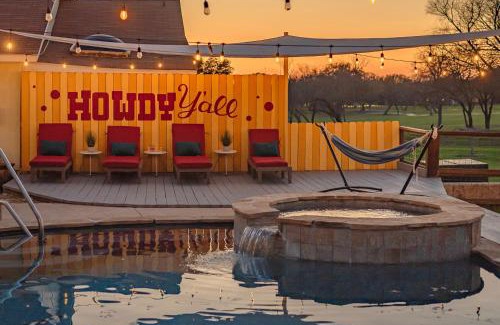 North San Antonio - SAT House | Stunning Pool Overlooking Golf Course & Game Room