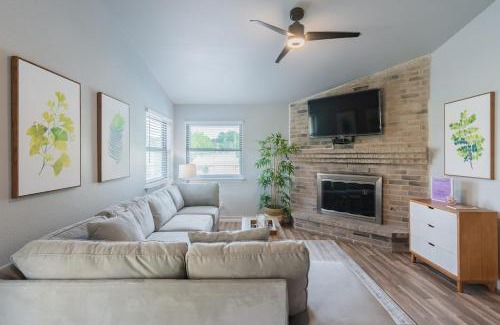 North San Antonio - SAT House | Stunning Pool Overlooking Golf Course & Game Room