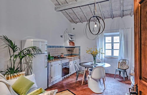 Gallina Villa | Stunning private villa with private pool, WIFI, TV, patio and panoramic view, close to Montepulc.