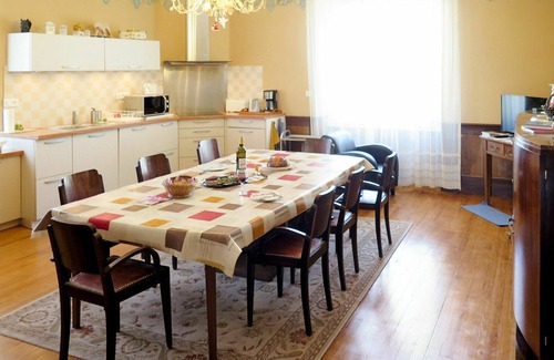 Lacapelle-Segalar House | Stunning private villa for 6 people with A/C, private pool, WIFI, TV, terrace and pets allowed
