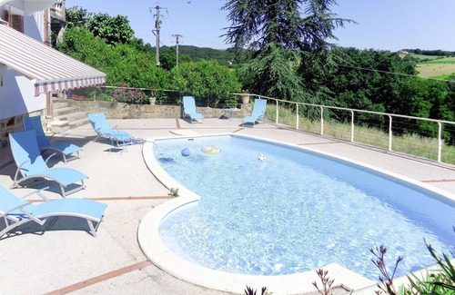 Lacapelle-Segalar House | Stunning private villa for 6 people with A/C, private pool, WIFI, TV, terrace and pets allowed