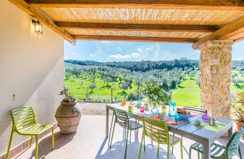Casale Marittimo House | Stunning private villa for 6 people with WIFI, A/C, TV, terrace, pets allowed and panoramic view