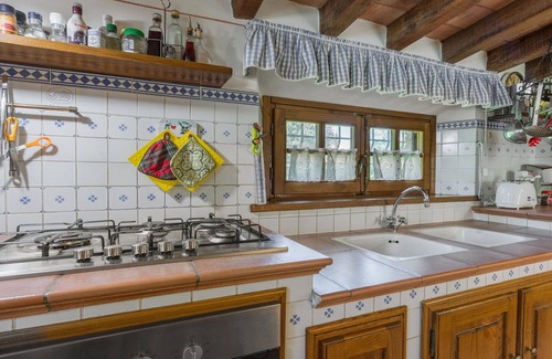 Gambassi Terme Villa | Stunning private villa with A/C, private pool, WIFI, TV, terrace, parking, close to San Gimignano