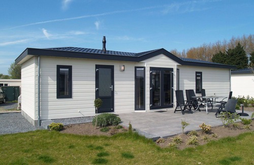 West-Graftdijk House | Stunning private villa for 6 people with WIFI, TV and terrace
