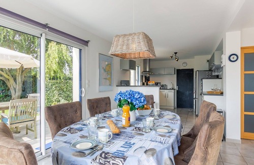 Kerlouan House | Stunning private villa for 6 people with WIFI, TV and terrace