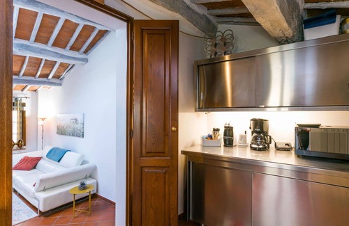 Montepulciano House | Stunning private villa for 4 guests with WIFI, TV, pets allowed and parking