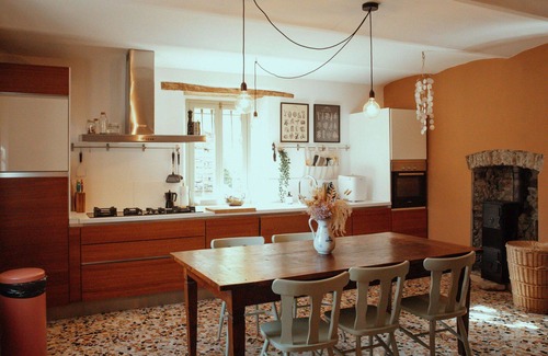 Dego House | Stunning private villa for 6 people with WIFI, private pool, patio and panoramic view