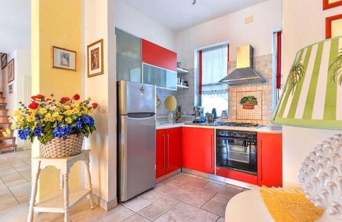 Porto Azzurro Villa | Stunning private villa for 6 people with WIFI, A/C, TV and patio