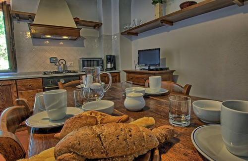 Bucine Villa | Stunning private villa with private pool, WIFI, TV, veranda, panoramic view and parking