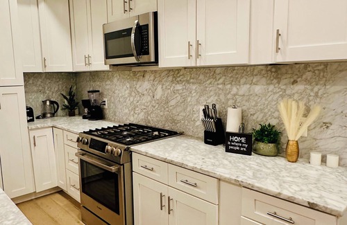 Northeast Condo | Stunning Private Rooftop Penthouse in DC! Modern Luxury with Breathtaking Views!