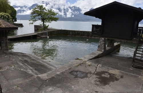 Montreux Villa | Stunning private villa for 7 people with WIFI, TV, terrace and pets allowed