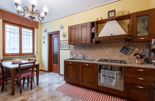 Acqui Terme House | Stunning private villa for 7 people with WIFI, A/C, TV, terrace, pets allowed and panoramic view