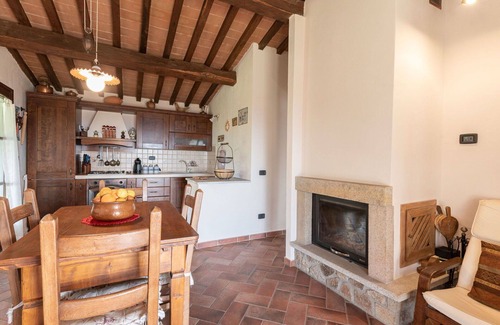Sassofortino House | Stunning private villa for 5 guests with WIFI, TV, terrace and panoramic view