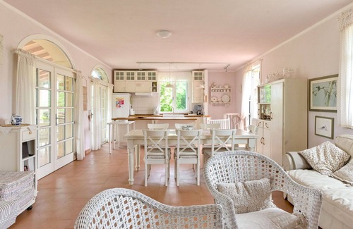 Roccastrada House | Stunning private villa for 6 people with WIFI, A/C, TV, patio, pets allowed and panoramic view