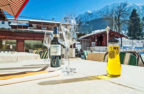 Achenkirch House | Stunning private villa for 36 guests with WIFI, TV, terrace and parking