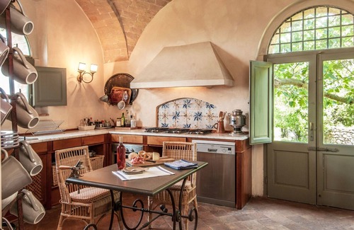 Montalcino Villa | Stunning private villa for 16 guests with A/C, private pool, WIFI, TV, patio and panoramic view