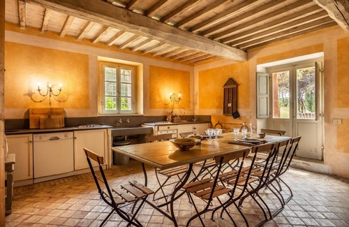 Camigliano Villa | Stunning private villa for 10 guests with A/C, private pool, WIFI, TV, panoramic view and parking