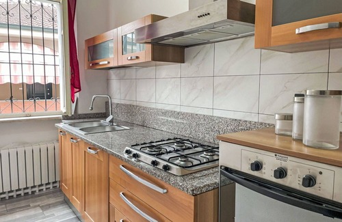 Quattordio House | Stunning private villa for 2 people with WIFI, private pool, patio and pets allowed