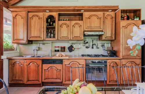 Rio Villa | Stunning private villa for 8 people with private pool, A/C, WIFI, TV, patio and pets allowed