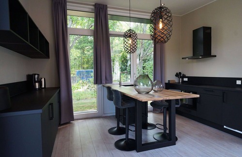 IJhorst House | Stunning private villa for 4 people with pool, WIFI, TV and terrace