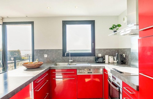 Plouescat House | Stunning private villa for 6 people with WIFI, TV and terrace