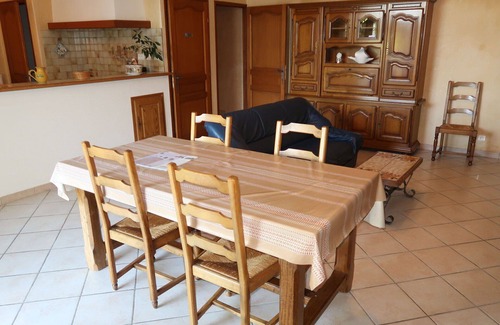 Taulignan House | Stunning private villa for 5 guests with TV and terrace