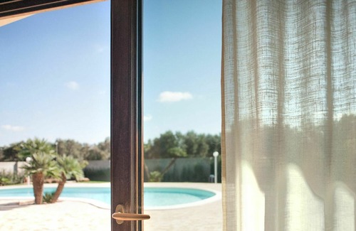 Melissano Villa | Stunning private villa with private pool, hot tub, WIFI, A/C, TV, patio, pets allowed and parking