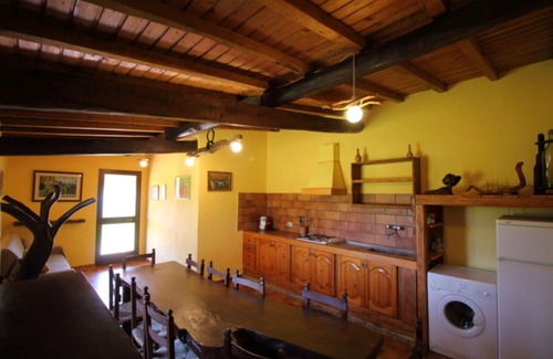 Pitigliano Villa | Stunning private villa for 9 guests with WIFI, private pool, pets allowed and panoramic view