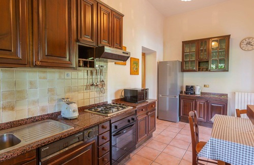 Tortoreto House | Stunning private villa for 10 people with private pool, WIFI, TV, terrace and pets allowed