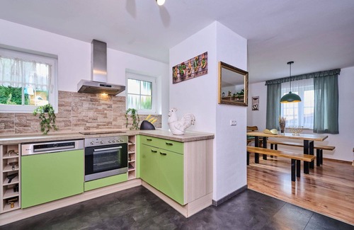 Kollnburg House | Stunning private villa for 17 guests with pool, WIFI, TV, terrace, pets allowed and parking