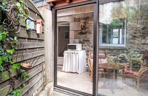 Le Ru House | Stunning private villa for 5 people with WIFI, TV and parking