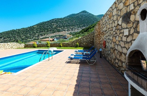 Vlichada Villa | Stunning private villa with WIFI, A/C, private pool, TV, terrace, panoramic view and parking