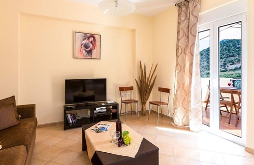 Vlichada Villa | Stunning private villa with WIFI, A/C, private pool, TV, terrace, panoramic view and parking