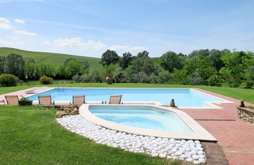 Toiano House | Stunning private villa with private pool, WIFI, hot tub, A/C, TV, patio, pets allowed and parking