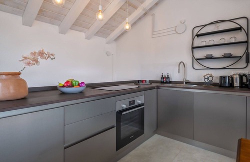 San Pantaleo House | Stunning private villa for 6 people with A/C, WIFI and patio