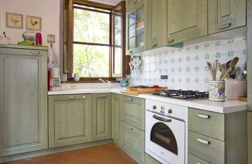 Palaia Villa | Stunning private villa for 8 guests with private pool, WIFI, TV and patio