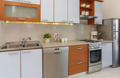 Okrug Donji House | Stunning private villa for 10 guests with WIFI, A/C, private pool, TV, terrace and parking
