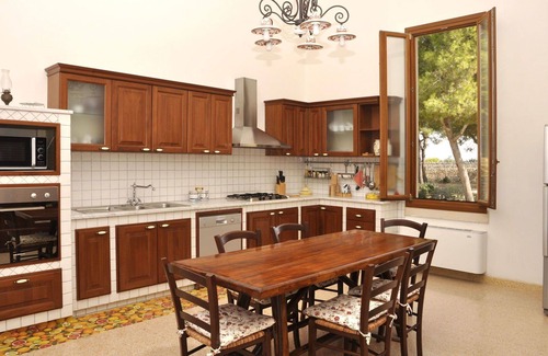 Nardo Villa | Stunning private villa for 10 guests with WIFI, private pool, A/C, TV, patio and panoramic view