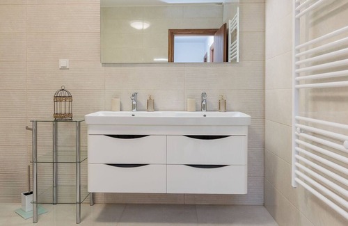 Stankovci House | Stunning private villa for 8 guests with A/C, private pool, WIFI, TV, terrace and parking